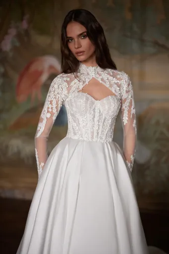 Annabella Collection #4 frontface vertical cropped thumbnail