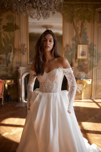 Annabella Collection #3 frontface vertical cropped thumbnail