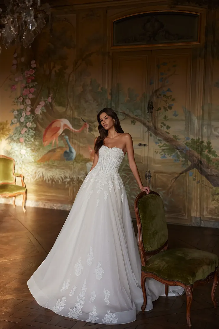 Aria Bride Velmira Default Thumbnail Image