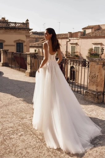 Nira Ida Torez #1 backface vertical thumbnail