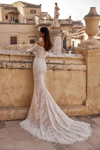 Orisa Ida Torez #1 default backface vertical thumbnail