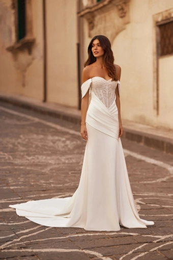 Ida Torez 01464 #0 default frontface vertical thumbnail