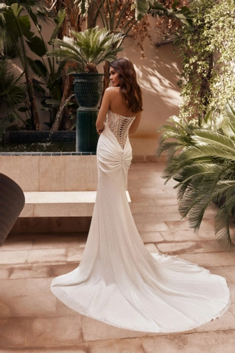 Ida Torez 01467 #1 default backface vertical thumbnail