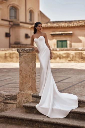 Velisse Ida Torez #1 frontface vertical thumbnail