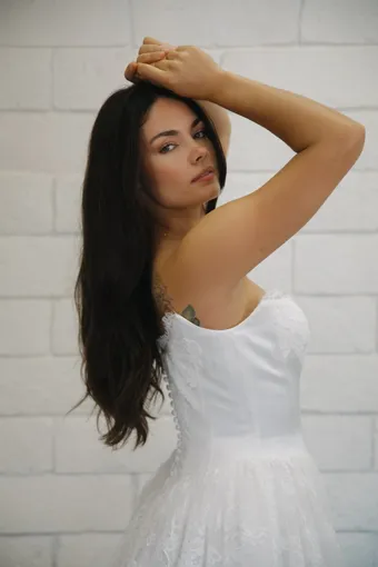 Evelyn Bridal Brielle #4 backface vertical cropped thumbnail