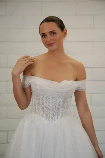 Evelyn Bridal Gianna #3 frontface vertical cropped thumbnail