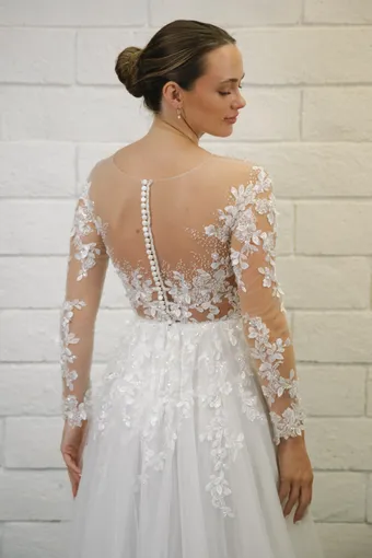 Evelyn Bridal Marlene #5 backface vertical cropped thumbnail