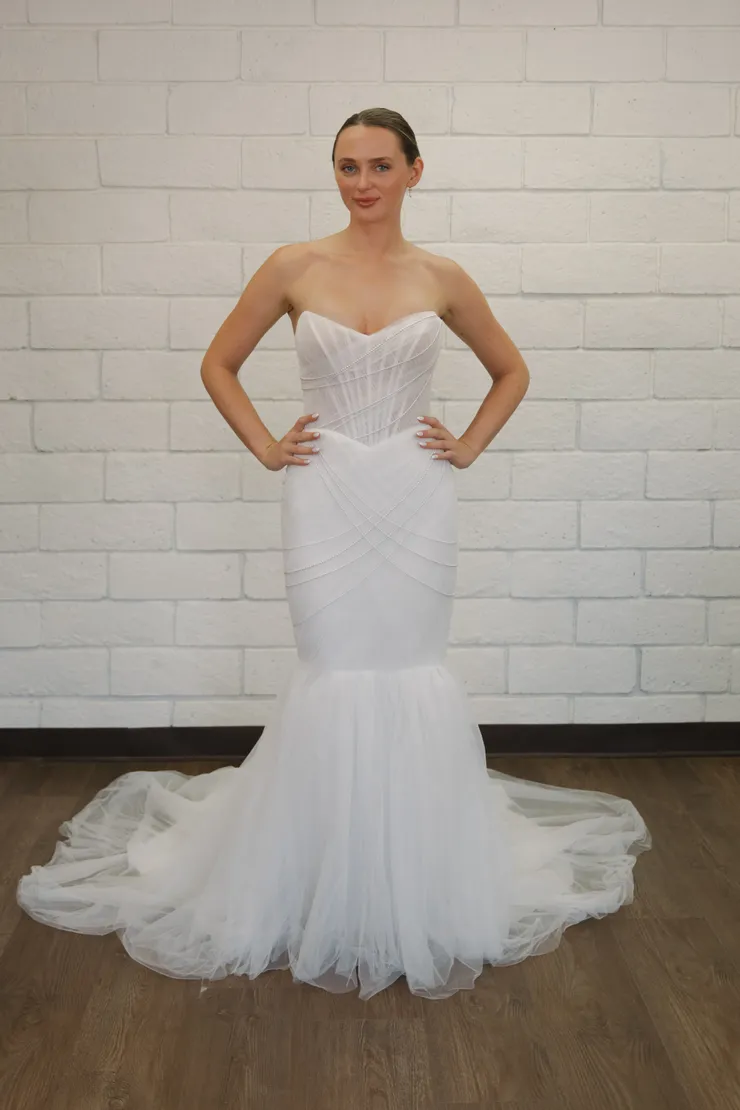 Evelyn Bridal Demi Image