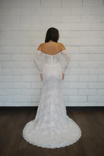 Evelyn Bridal Peony #2 default backface vertical thumbnail