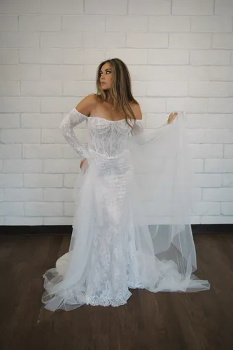 Evelyn Bridal Peony #0 default frontface vertical thumbnail