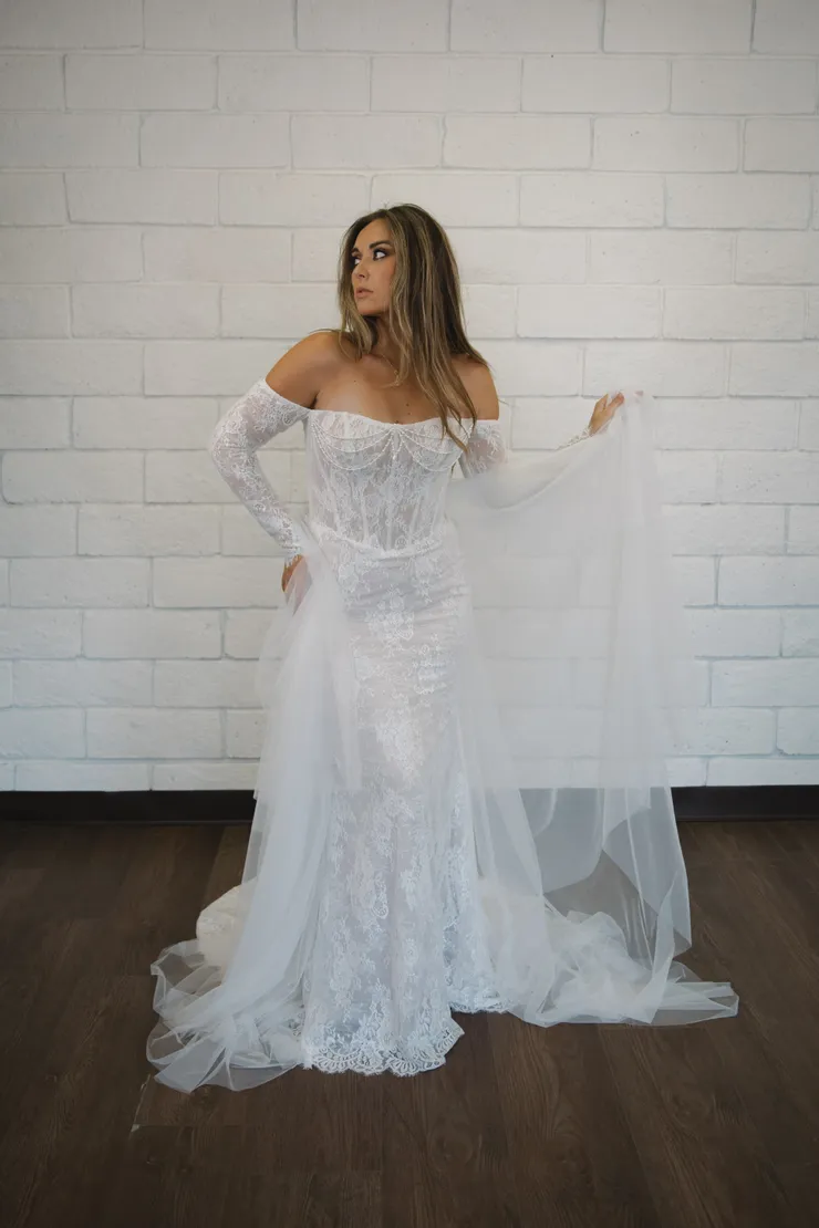 Evelyn Bridal Peony Image