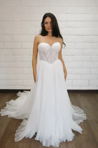 Evelyn Bridal Diora #0 default frontface vertical thumbnail