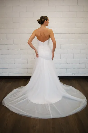 Evelyn Bridal Gia #4 default backface vertical thumbnail