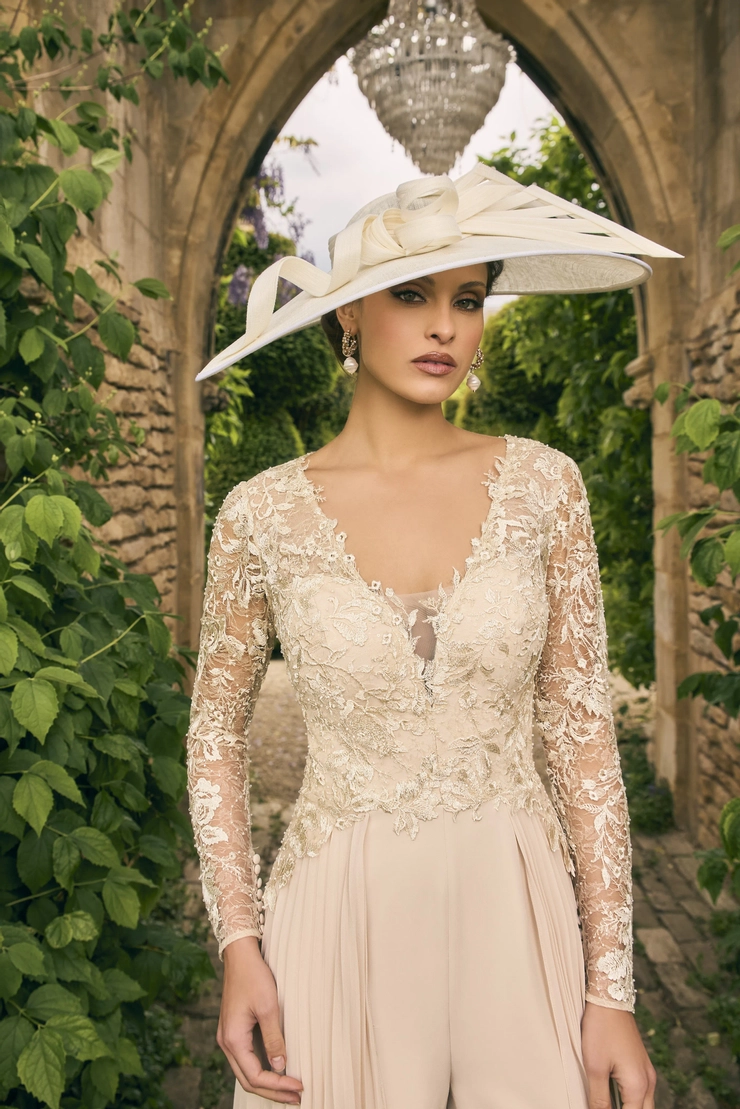 Veni Infantino Style #992742 #4 frontface vertical cropped picture