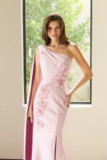 Kelly Chase Couture 26-615 #4 frontface vertical cropped thumbnail