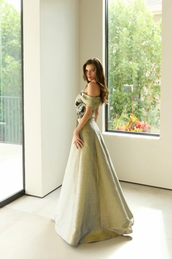 Kelly Chase Couture 26-617 #2 default backface vertical thumbnail