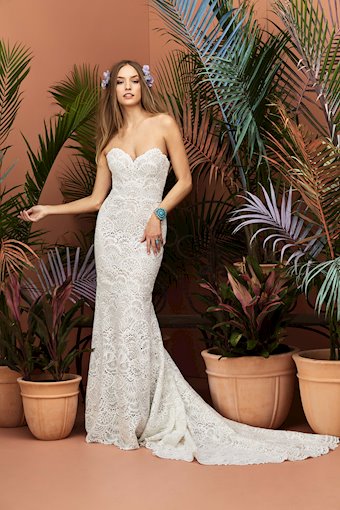 Wtoo by Watters Lineisy