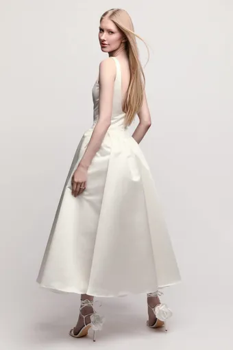 Annie By Watters #4 default backface vertical thumbnail