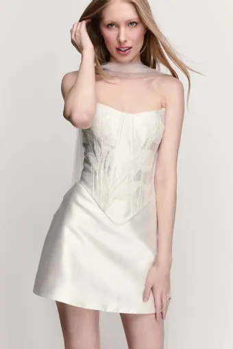 By Watters Elaine #2 frontface vertical thumbnail