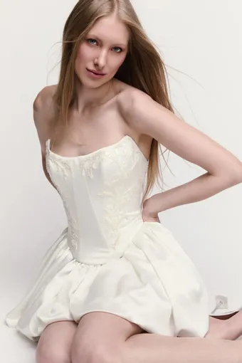 By Watters Maggie #1 frontface vertical thumbnail