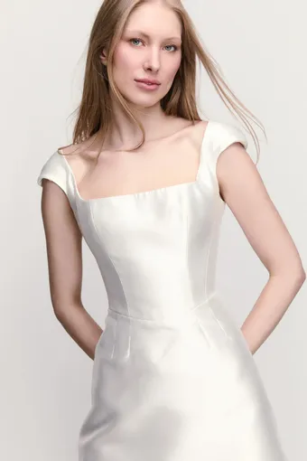 Ambra By Watters #6 frontface vertical cropped thumbnail