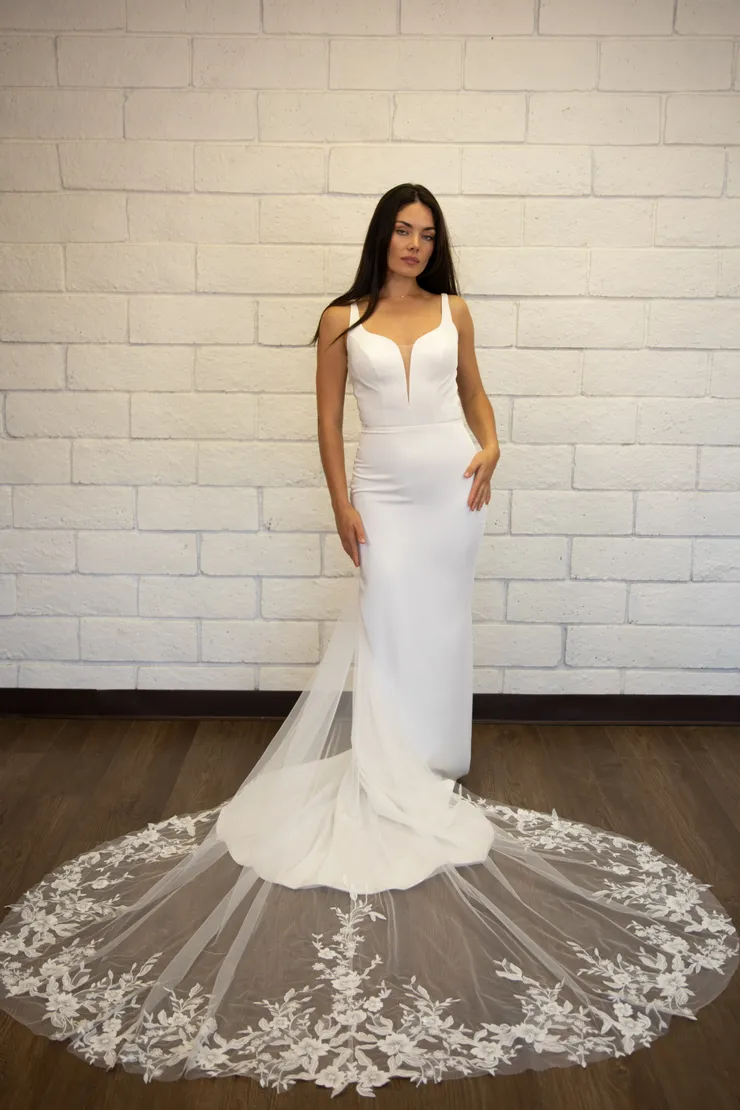 Nantes Collection by Evelyn Bridal Fendi Image