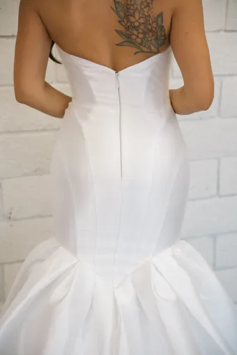 Nantes Collection by Evelyn Bridal Lenni #4 backface vertical cropped thumbnail