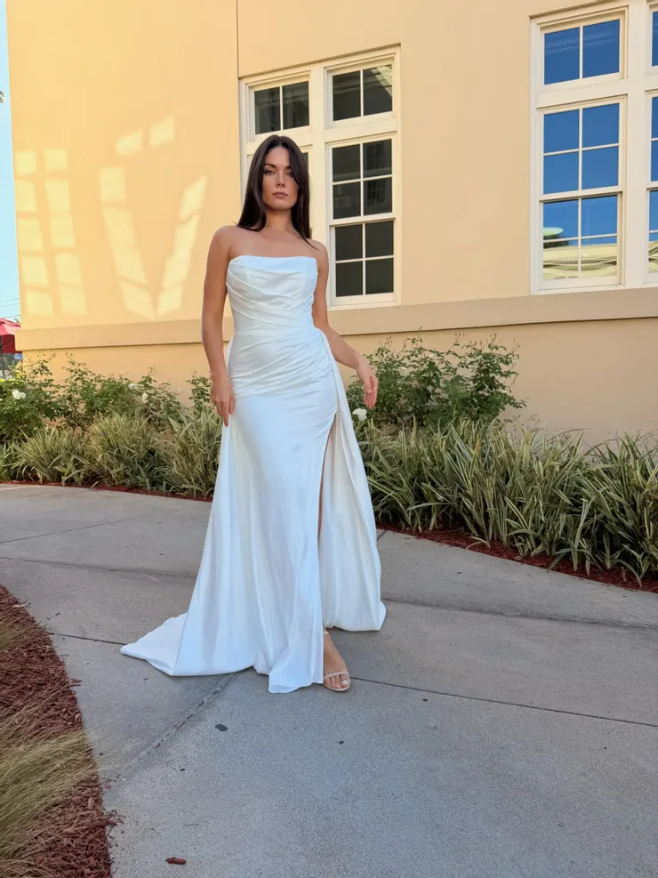 Nantes Collection by Evelyn Bridal Novalie Image