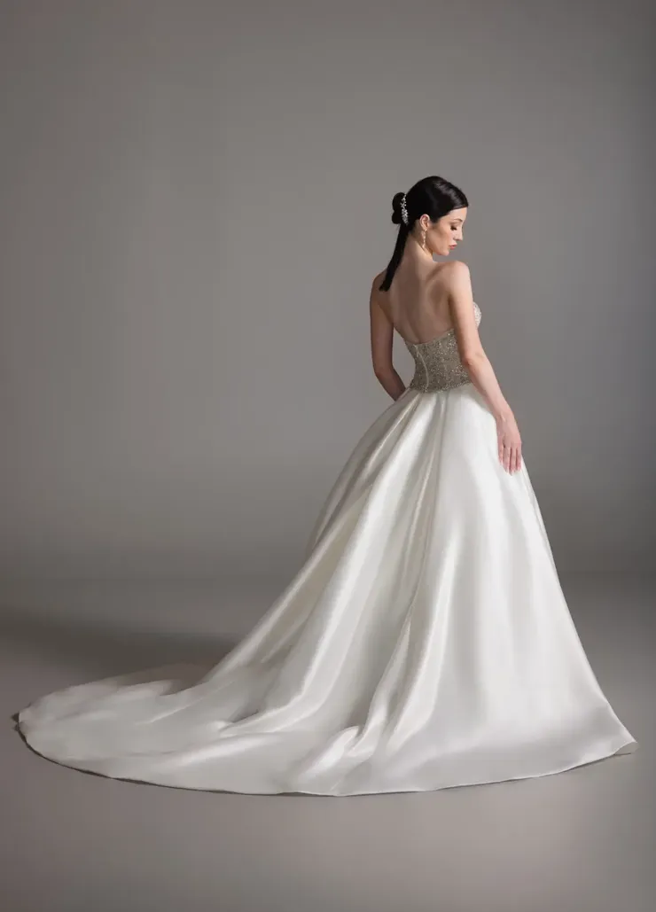 Blanc de Perez by Lazaro Banu