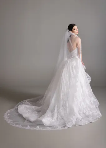 Blanc de Perez by Lazaro Style #Benita #3 backface vertical thumbnail