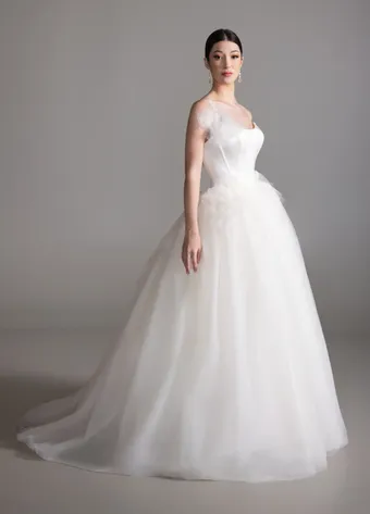 Blanc de Perez by Lazaro Style #Brittany #1 frontface vertical thumbnail