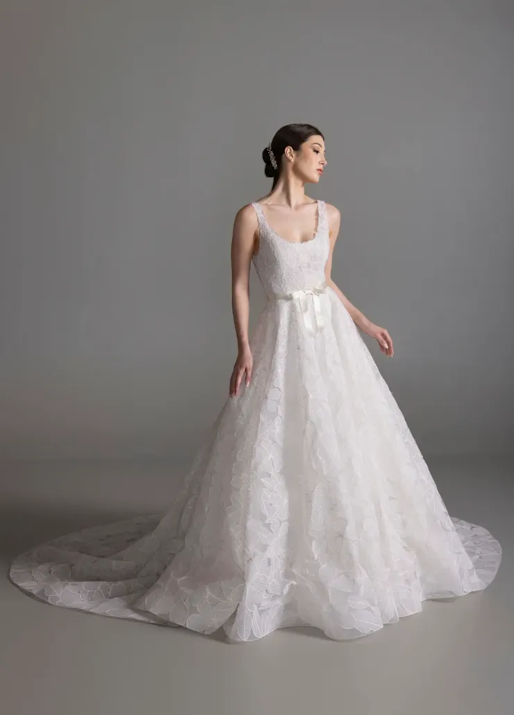 Blanc de Perez by Lazaro Brooklyn