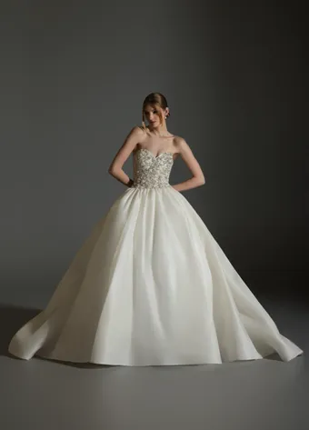 Maison by Lazaro Perez Style #Aspen #1 frontface vertical thumbnail