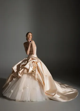 Maison by Lazaro Perez Style #Astor #2 frontface vertical thumbnail