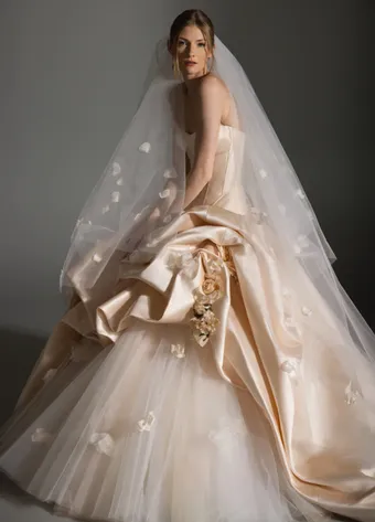 Maison by Lazaro Perez Style #Astor #17 frontface vertical cropped thumbnail