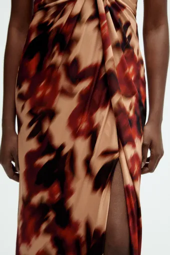 Amsale P942 #5 frontface vertical cropped thumbnail