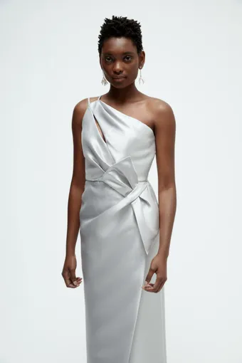 Amsale P966M #5 frontface vertical cropped thumbnail