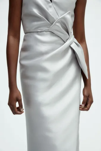 Amsale P966M #4 frontface vertical cropped thumbnail