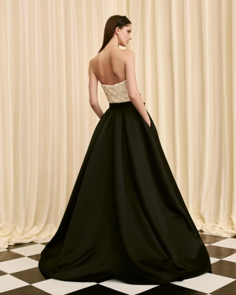 Audrey + Brooks Style #7006 #3 default backface vertical thumbnail