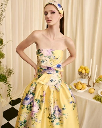 Audrey + Brooks Style #7040 #2 frontface vertical cropped thumbnail