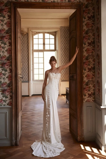 Mimosa Daria Karlozi #0 default frontface vertical thumbnail