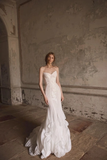 Celosia Daria Karlozi #0 default frontface vertical thumbnail