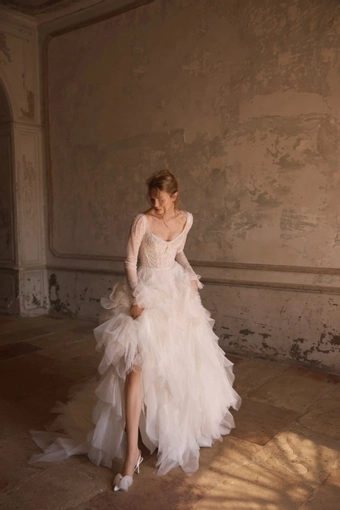 Tremel Daria Karlozi #1 frontface vertical thumbnail