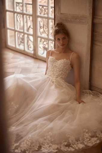 Belladonna Daria Karlozi #3 frontface vertical cropped thumbnail