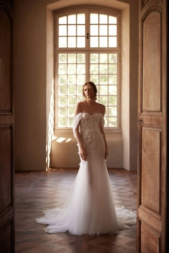 Nerine Daria Karlozi #0 default frontface vertical thumbnail