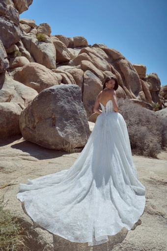 Calla Blanche 126111 #1 default backface vertical thumbnail