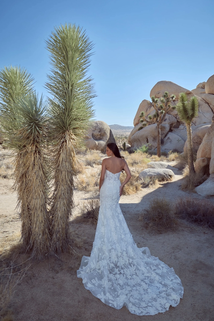 Calla Blanche Style #126120 #1 default backface vertical picture