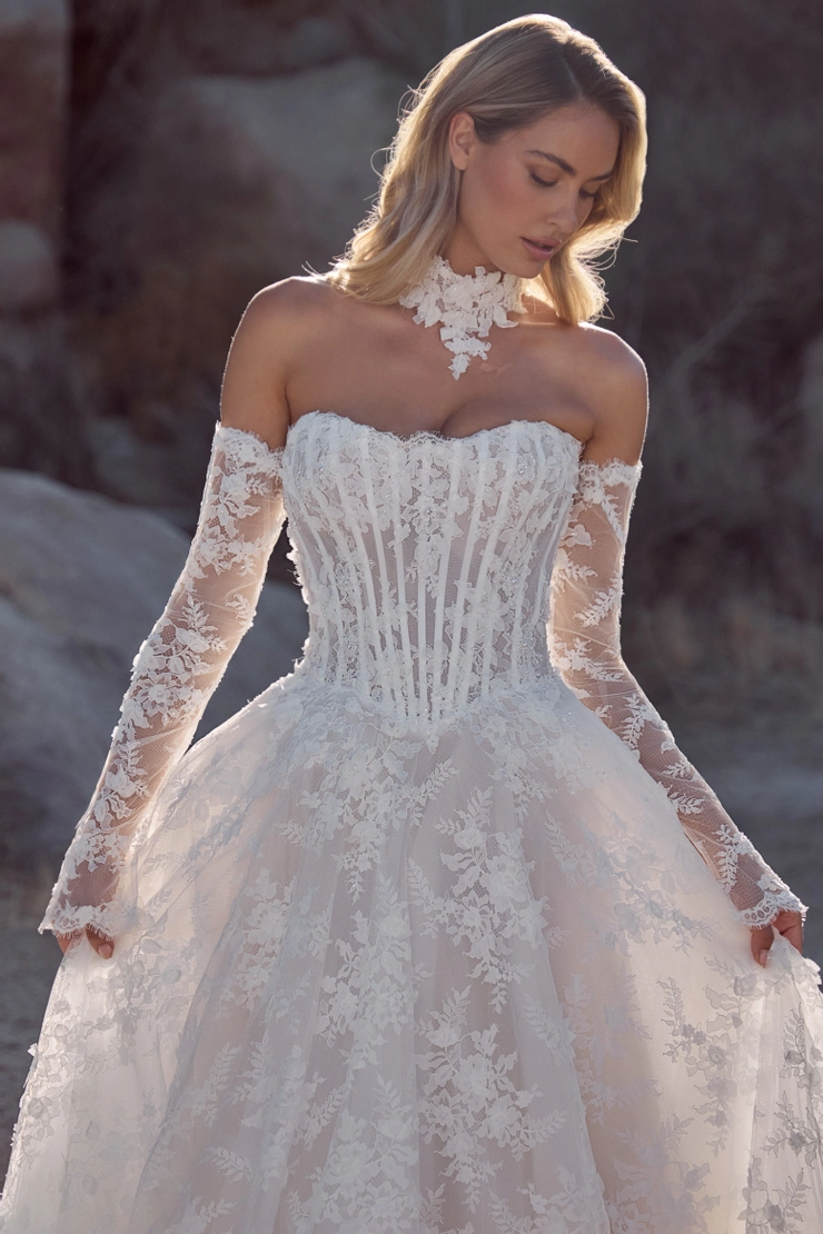 Calla Blanche Style #126121 #4 frontface vertical cropped picture