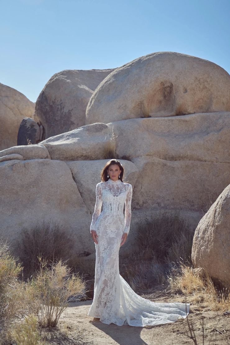 Calla Blanche Style #126122 #1 frontface vertical picture