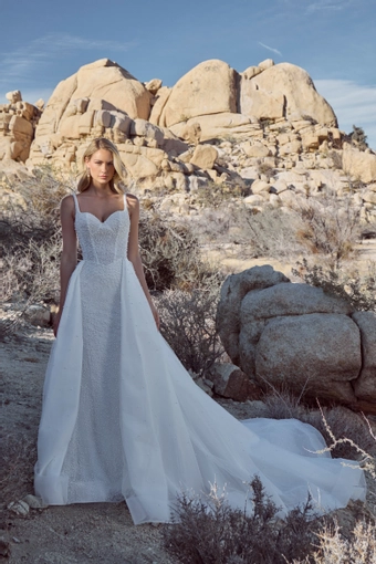 Calla Blanche 126125 #1 frontface vertical thumbnail